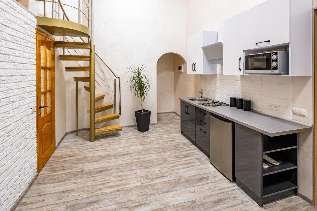 לבוב Apartment On Kovzhuna Street מראה חיצוני תמונה