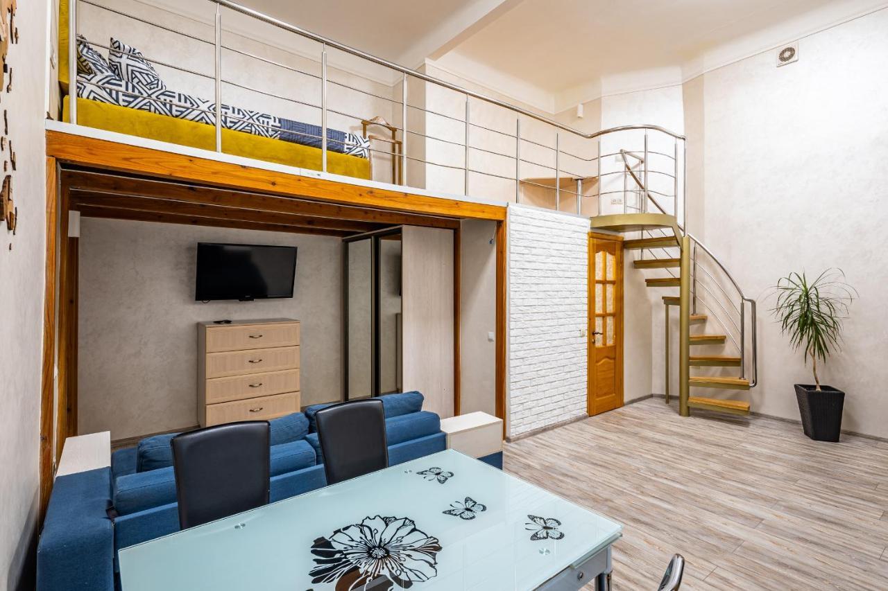 לבוב Apartment On Kovzhuna Street מראה חיצוני תמונה