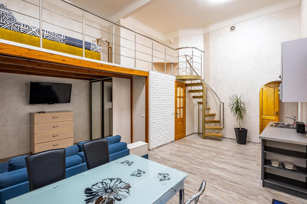 לבוב Apartment On Kovzhuna Street מראה חיצוני תמונה