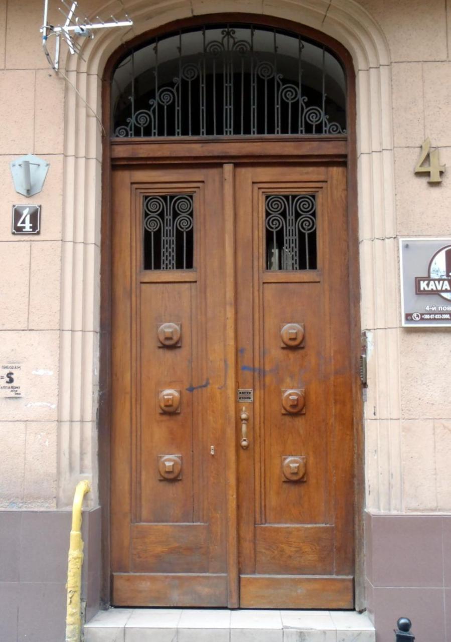 לבוב Apartment On Kovzhuna Street מראה חיצוני תמונה